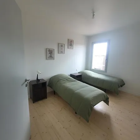 Les Ecuries Holiday home Secondigny