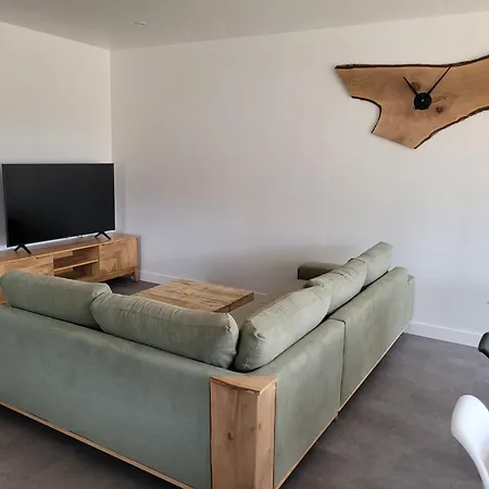 Les Ecuries بيت للعطل