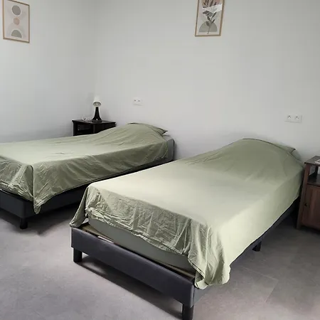 Les Ecuries Casa de Férias Secondigny