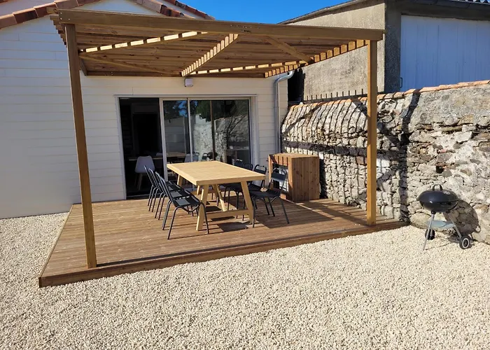 Les Ecuries Holiday home